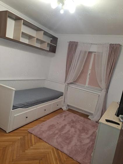 Apartament cu 3 camere decomandat în UTA