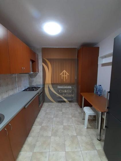 Garsonieră decomandată în Vitan
