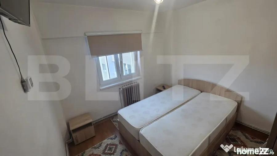 Apartament cu 2 camere decomandat în Industrială
