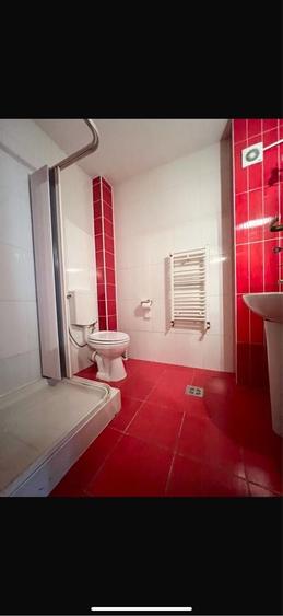 Apartament cu 3 camere în Florești