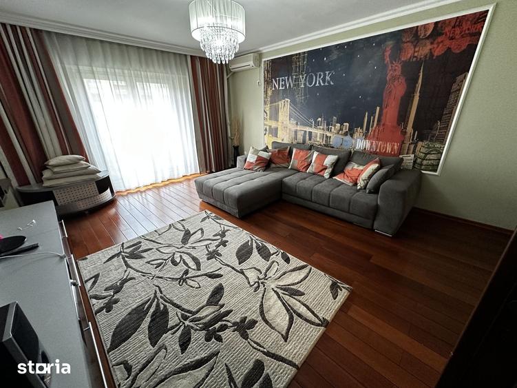 Apartament cu 3 camere decomandat în Centrul Civic