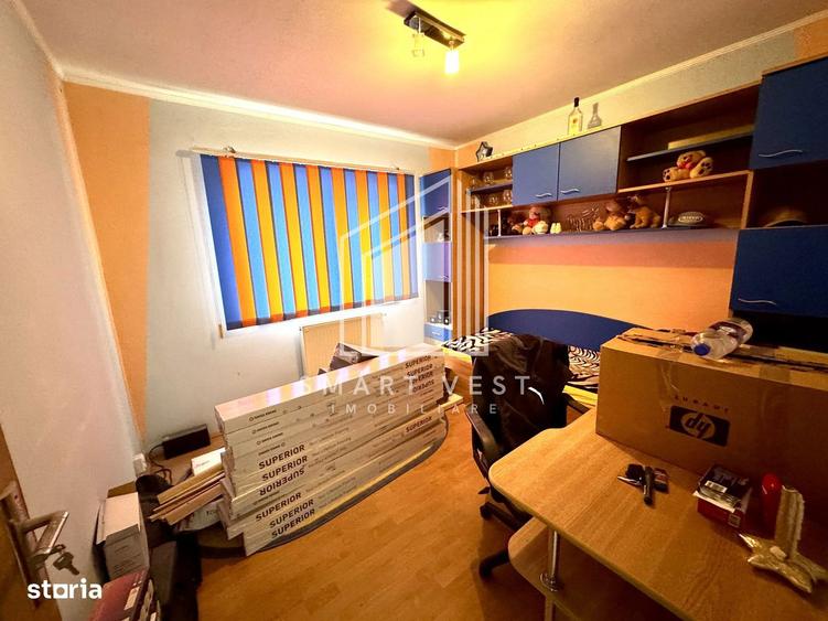 Apartament cu 3 camere decomandat, mobilat în Central