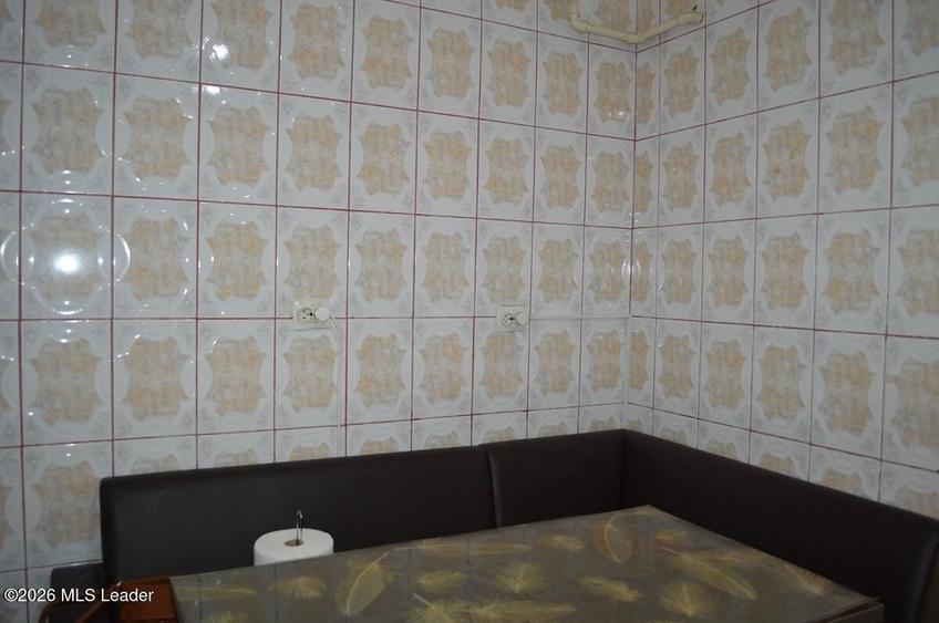 Apartament cu 3 camere decomandat, mobilat în Popa Șapcă