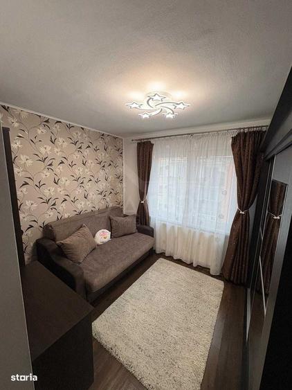 Apartament cu 3 camere decomandat, mobilat în Tudor