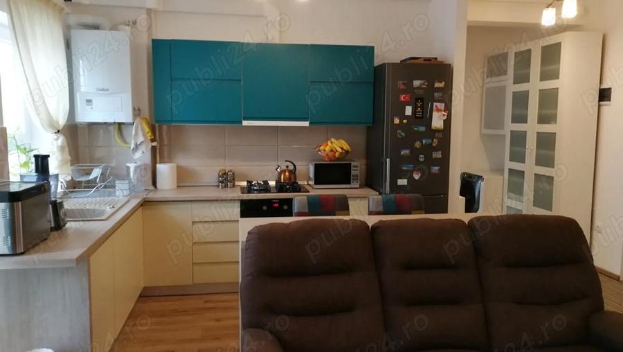 Apartament cu 2 camere decomandat în Central