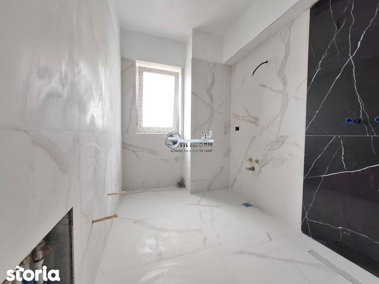 Apartament cu 3 camere decomandat în Galata