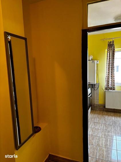 Garsonieră decomandată, mobilată în Florilor