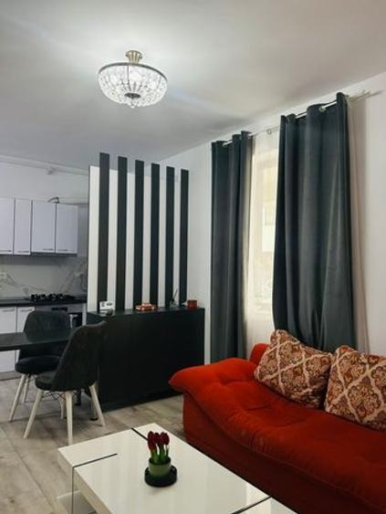 Apartament cu 2 camere semidecomandat în Central