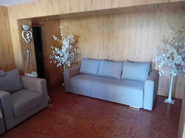 Casă cu 5 camere cu Teren 756 Mp în Central
