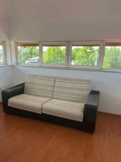Casă cu 4 camere cu Teren 400 Mp în Giulești