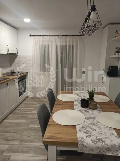 Apartament cu 3 camere decomandat, mobilat în Între Lacuri
