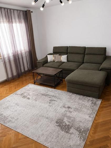 Apartament cu 2 camere decomandat, mobilat în Bucovina