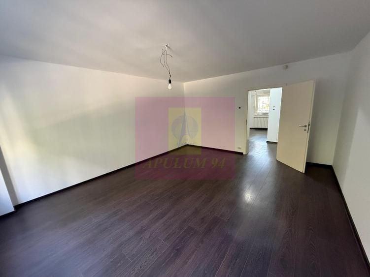 Apartament cu 3 camere decomandat în Dorobanți