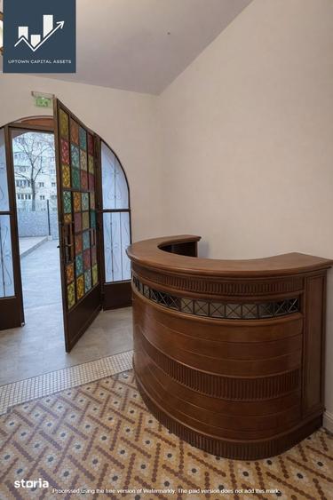 Casă cu 10 camere cu Teren 760 Mp în Grivița