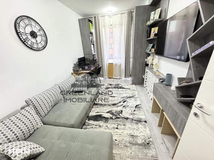 2 CAM decomandat, etaj 1, mobilat utilat lux, capat CUG, langa statie
