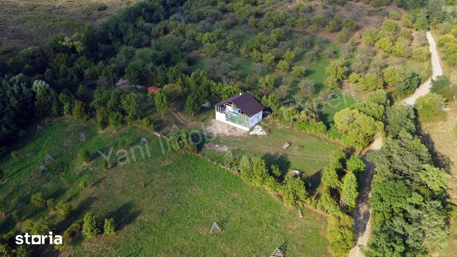 Casă cu 3 camere cu Teren 5200 Mp în Corbeni