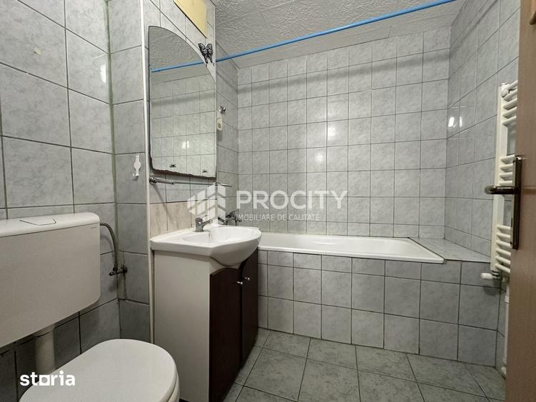 Alexandru | 36 mp | Spa?iu comercial | 500 - 4
