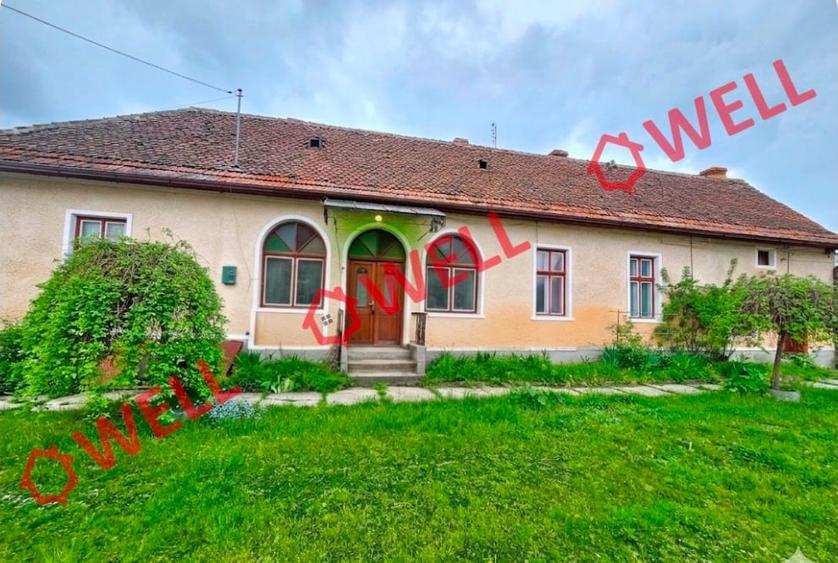 Casă cu 2 camere cu Teren 2000 Mp în Aita Mare