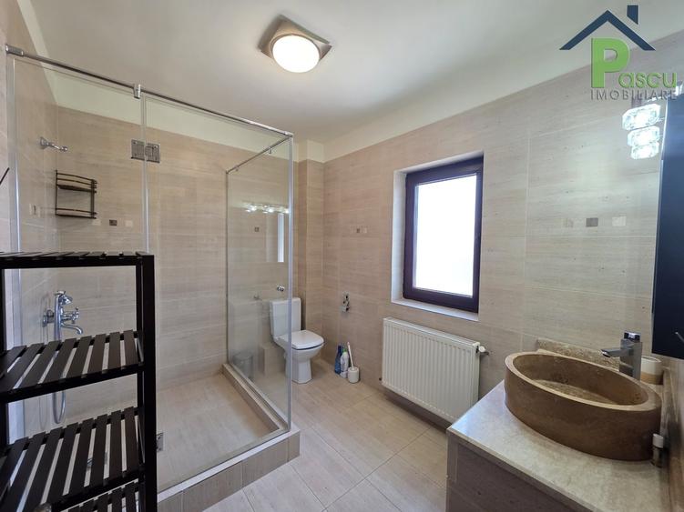 Casă cu Teren 120 Mp în Pipera