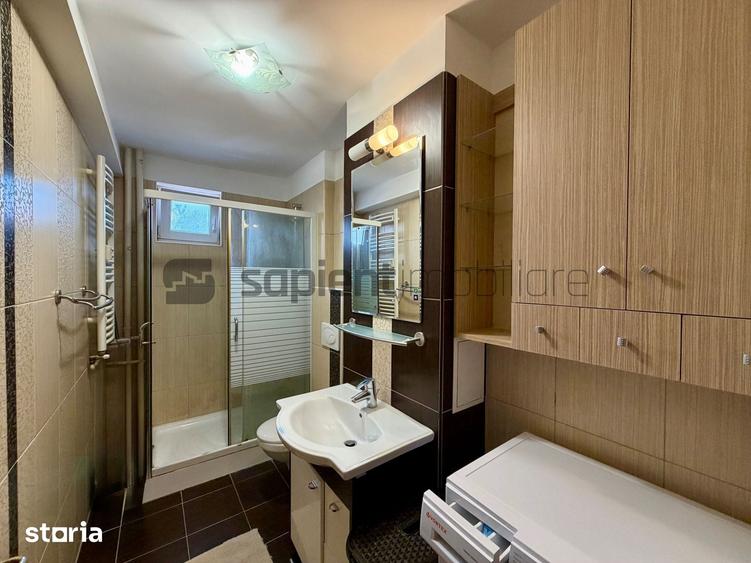 Apartament cu 3 camere decomandat în Cetății