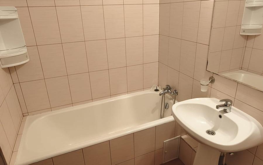 Apartament cu 2 camere decomandat, mobilat în Câmpia Libertății