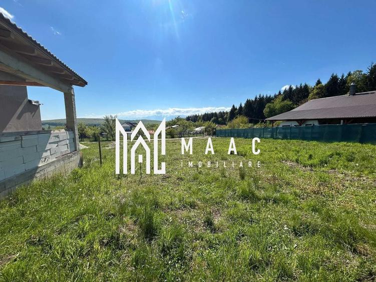 Teren Construcții intravilan de 600 mp, în Sadu