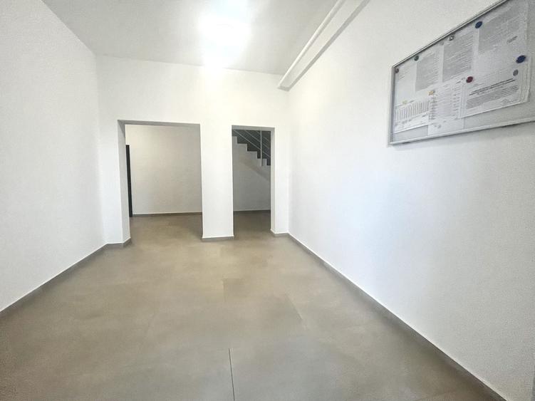 Apartament cu 3 camere decomandat în Dumbrăvița