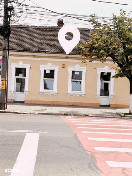 Spațiu comercial, de 120 mp, în Central
