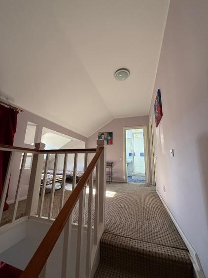Apartament cu 2 camere semidecomandat, mobilat în Răhău