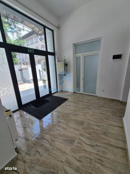Spațiu comercial, de 1,200 mp, în Cișmigiu
