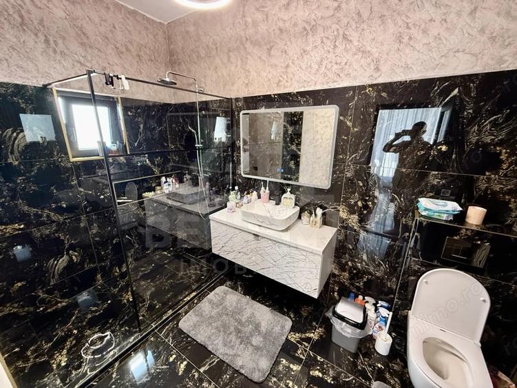 Casă cu Teren 635 Mp în Est