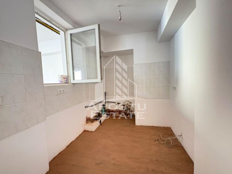 Apartament cu 2 camere semidecomandat în Brâncoveanu