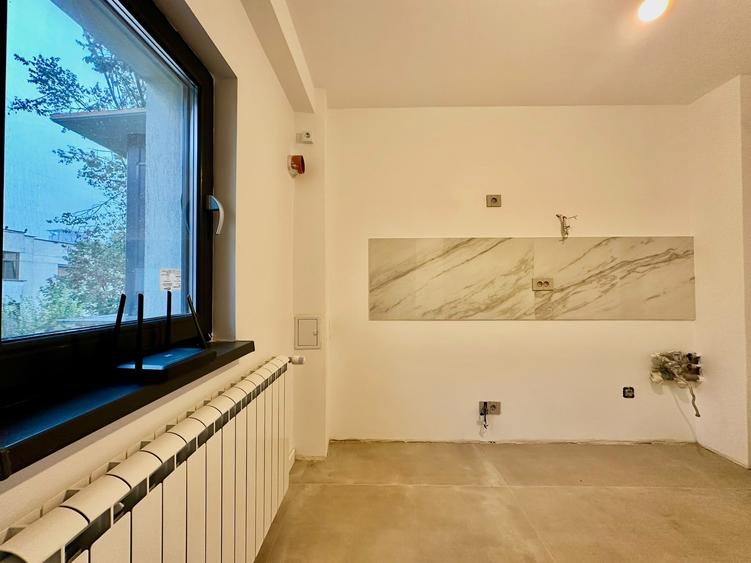 Apartament cu 3 camere decomandat în Beller