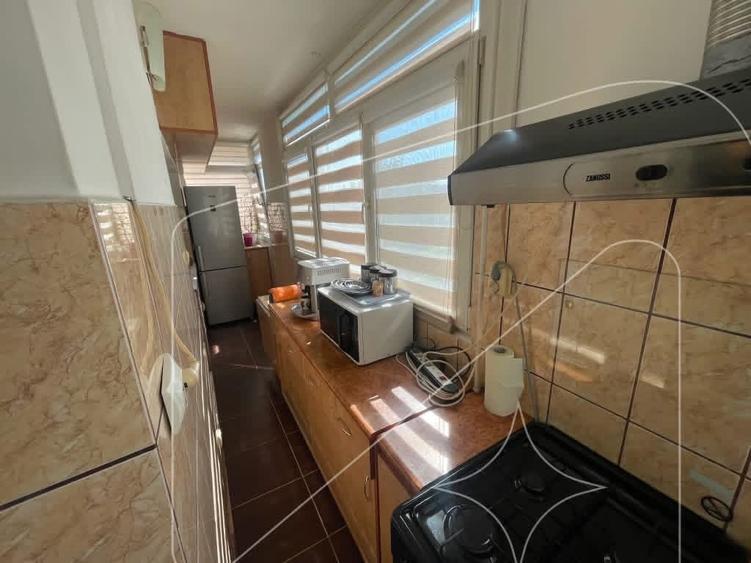 Apartament cu 3 camere în Complex Studențesc