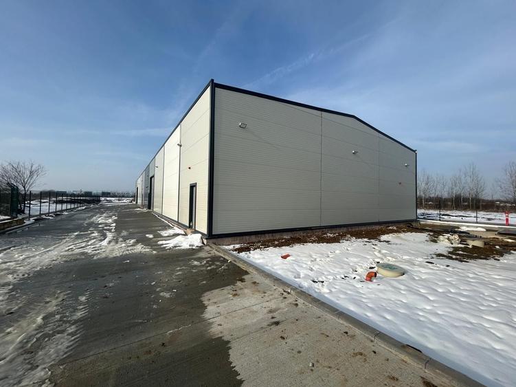 Spațiu industrial, de 920 mp, în Chitila
