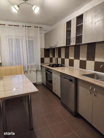 Apartament 3 camere Craiovita Noua - 1