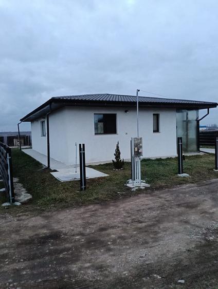 Casă individuală cu 3 camere cu Teren 600 Mp în Dumbrava Roșie