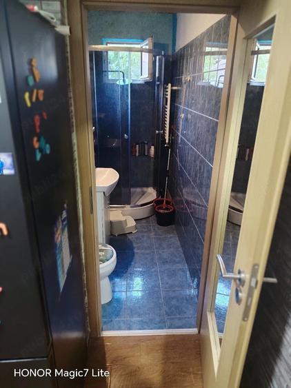 Apartament cu 3 camere semidecomandat în Șagului