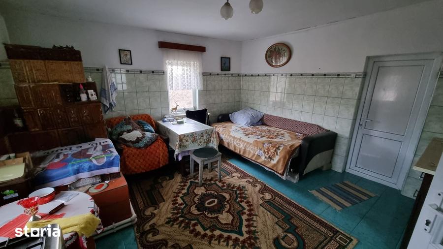 Casa modernizata, baie, centrala, 5593mp teren - Merei Ograzi - 2