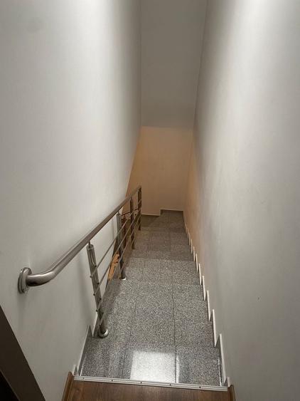 Casă cu 3 camere în Central