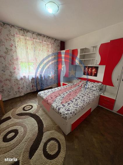 Apartament cu 4 camere în George Enescu