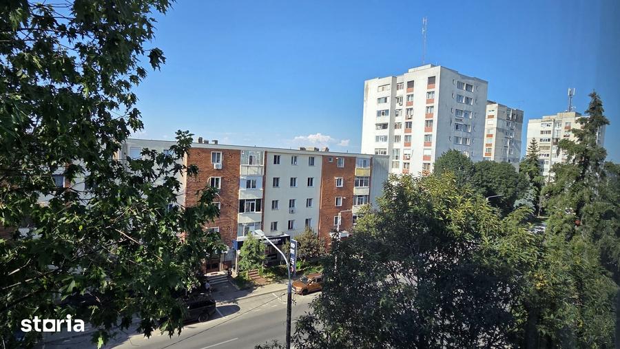 Apartament cu 2 camere semidecomandat în Trivale