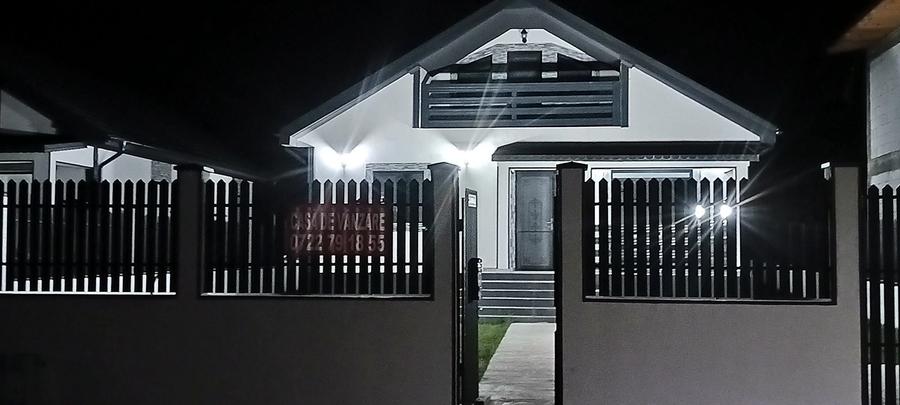 Casă cu 4 camere în Valu lui Traian