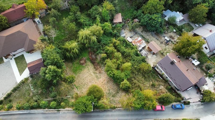 Teren de 605 mp, în Căzănești (Râmnicu Vâlcea)