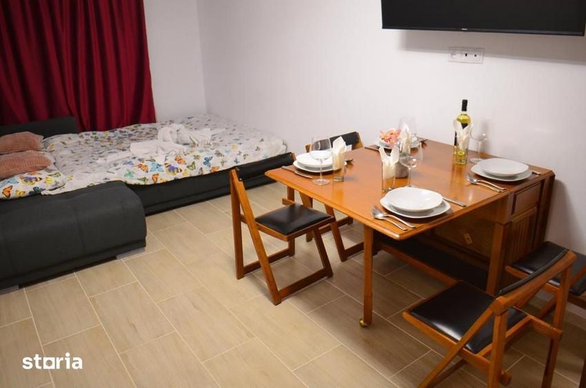 Apartament cu 3 camere decomandat în Ultracentral