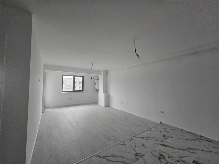 Apartament cu 2 camere semidecomandat în Bucium