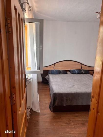 Casă cu 3 camere cu Teren 1000 Mp în Malu Mare