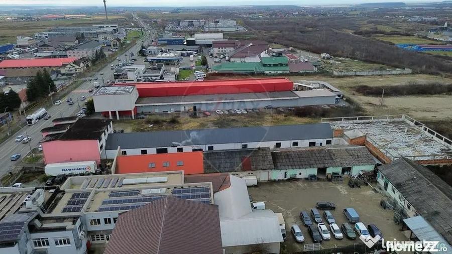 Spațiu comercial, de 900 mp, în Exterior Sud