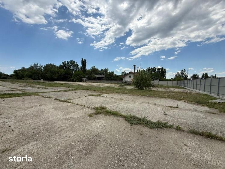Spațiu comercial, de 13,000 mp, în Central