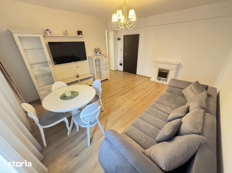 Apartament cu 2 camere decomandat în Tomis Plus